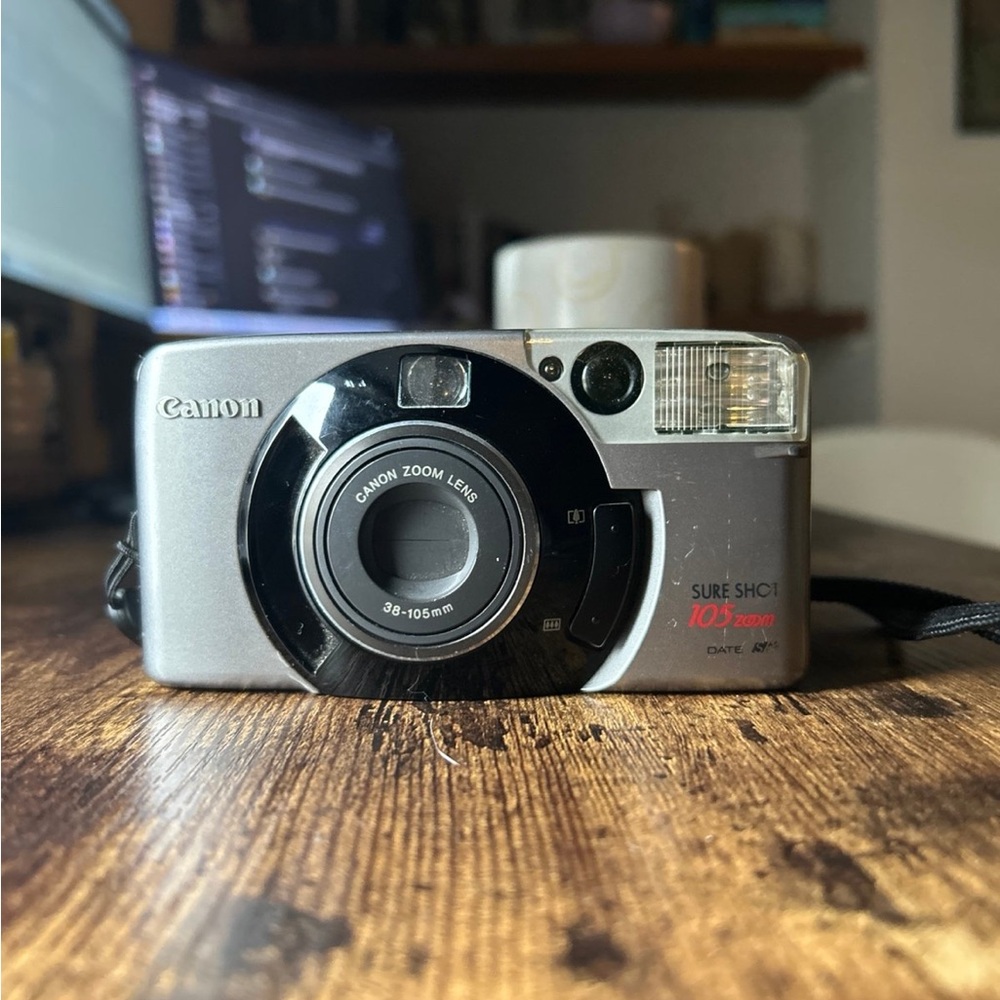 Canon Sure Shot 105 Zoom Silver Camera